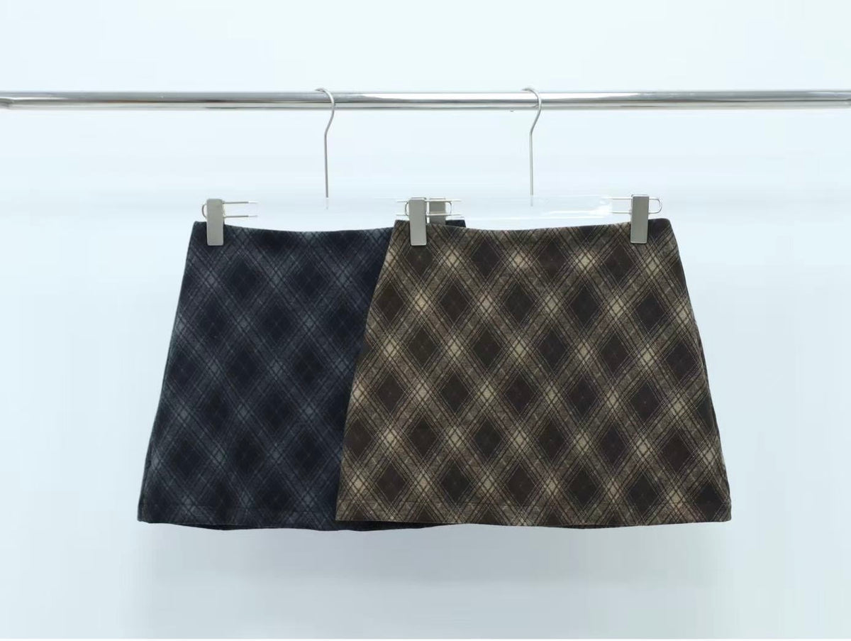 KARIERTE SKORT LIVIA
