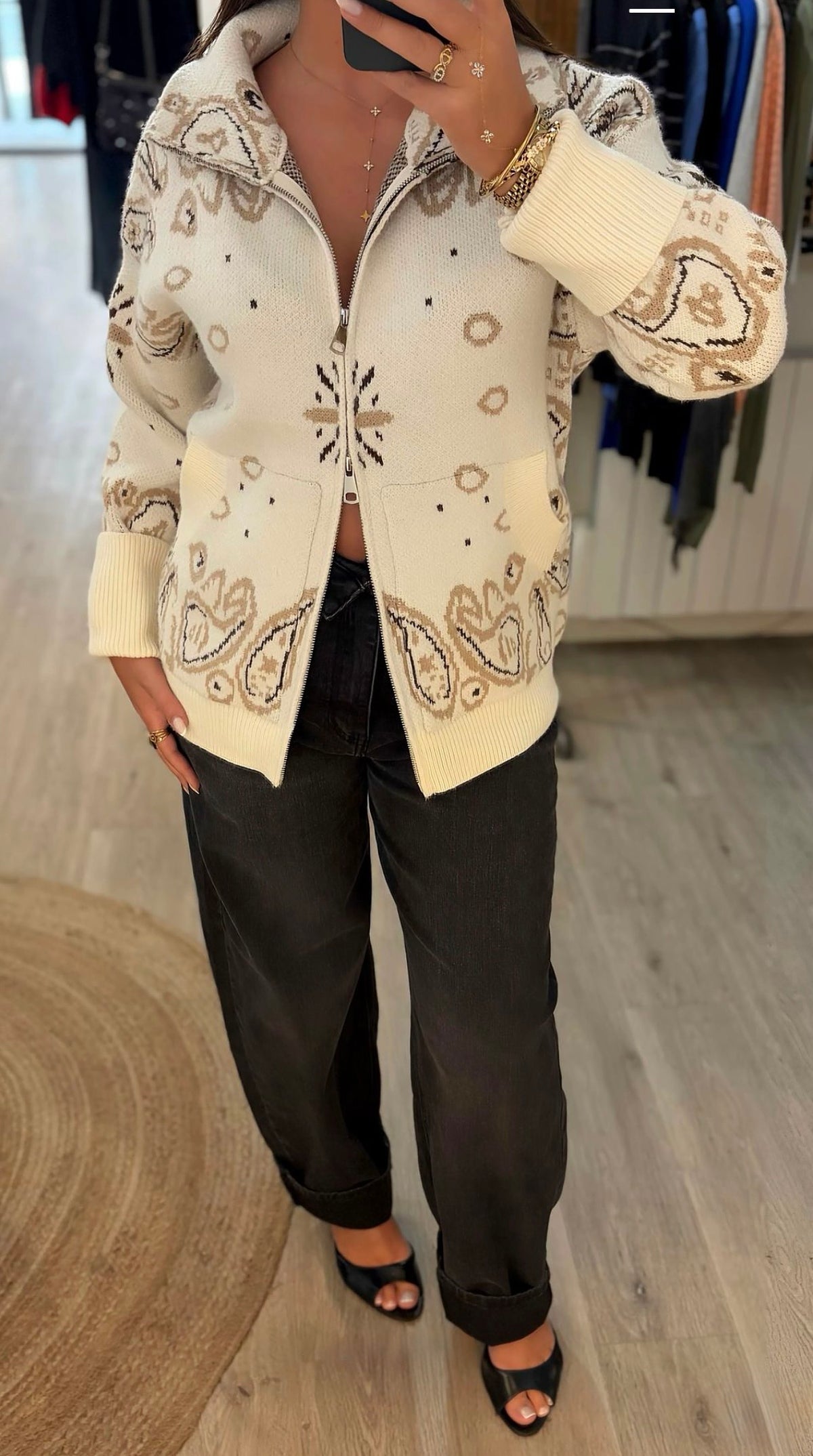 PAISLEY ZIP-STRICKJACKE CREME