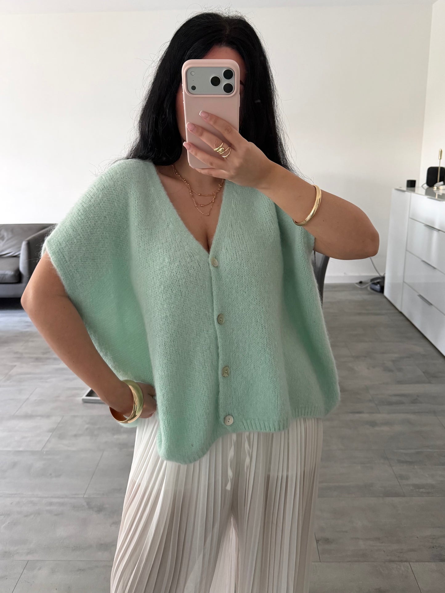 KURZARM STRICKJACKE LENI