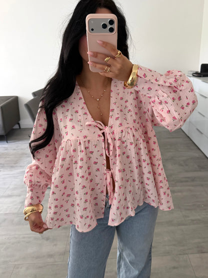 MUSSELIN BLUSE LIORA MIT BLÜMCHEN UND SCHLEIFEN – Musselin Mode Miss Nova
