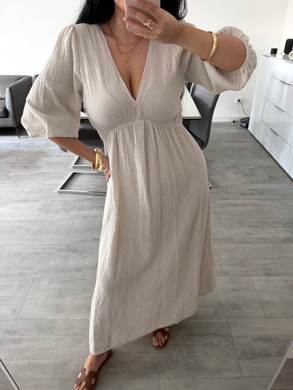 MUSSELIN MAXIKLEID MIT V-AUSSCHNITT ZARIA