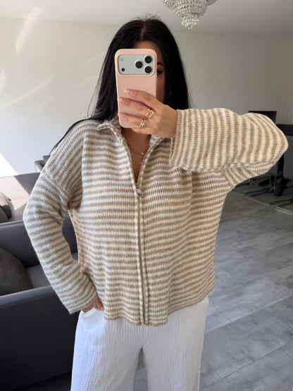 ZIP STRICKJACKE EMILIA GESTREIFT – Miss Nova Damenmode