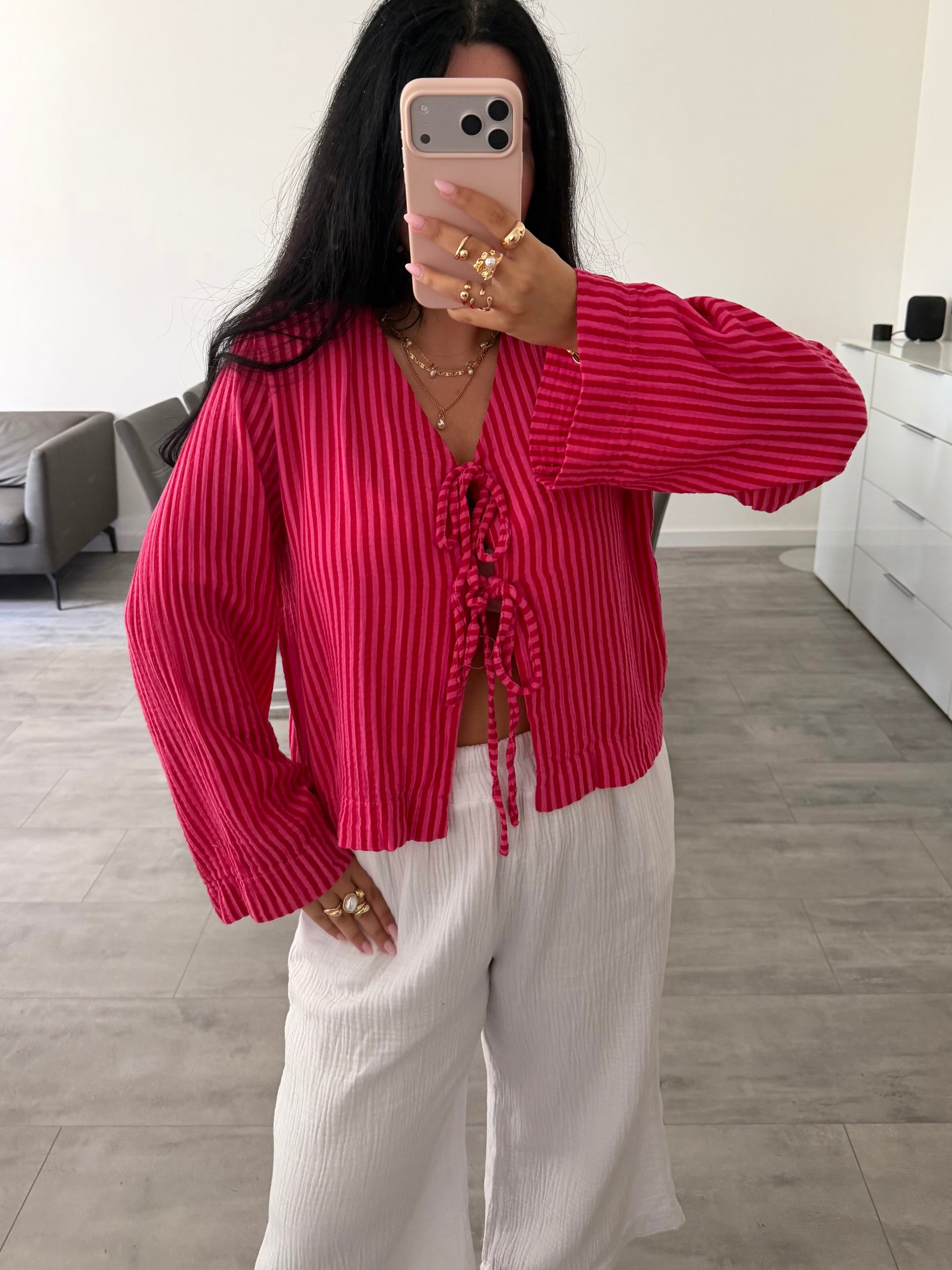 MUSSELIN BLUSE GESTREIFT MIT SCHLEIFEN FELINA – Musselin Bluse bei Missnova
