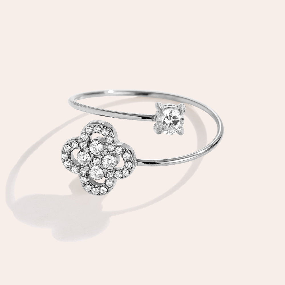 EDELSTAHL RING LUCKY FLOWER HUG – Miss Nova Damenmode