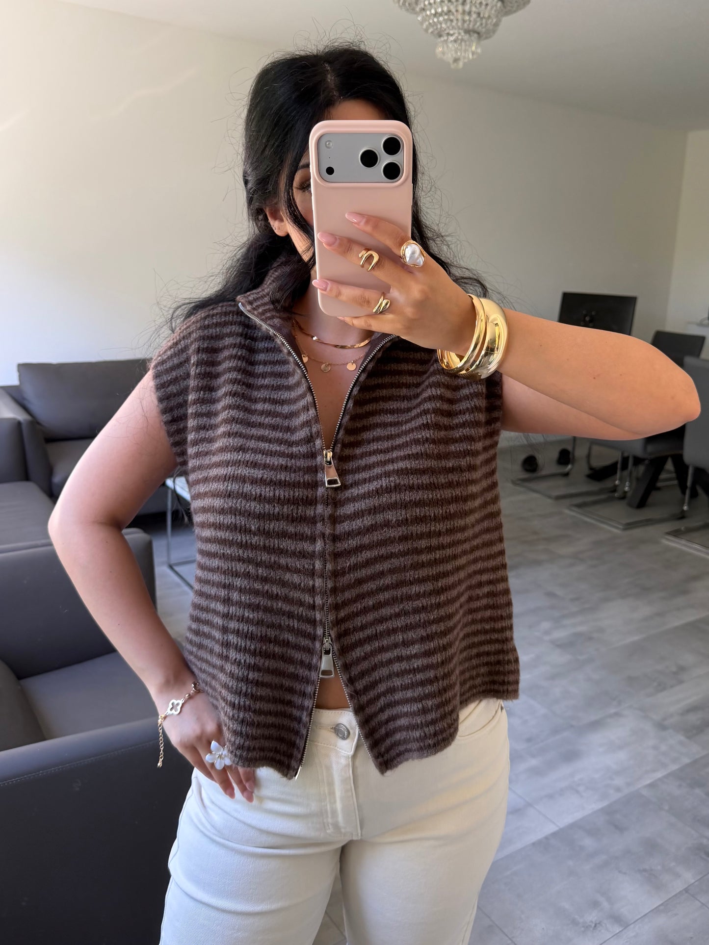 Kurzarm Zip Strickjacke Emilia Gestreift Detailansicht – MissNova
