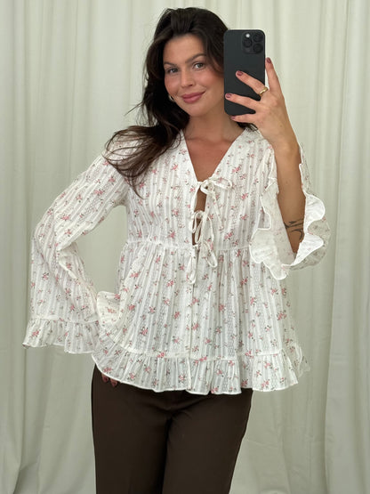 FLORALE BAUMWOLLBLUSE FAIRY MIT SCHLEIFEN – Musselin Mode Miss Nova