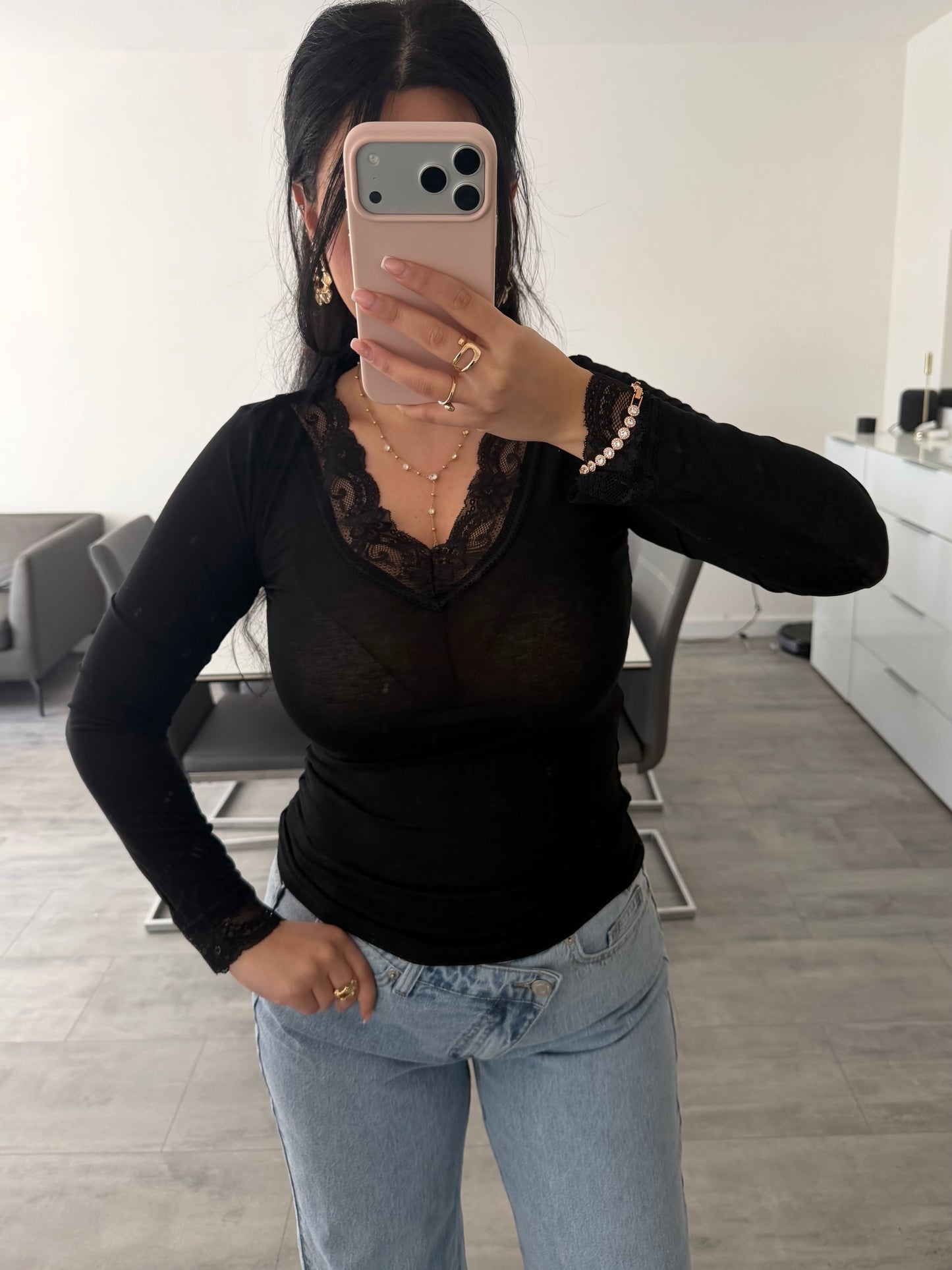 VISKOSE-KASCHMIR OBERTEIL MIT SPITZE – Miss Nova Damenmode