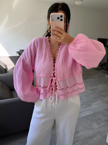 MUSSELIN BLUSE MIT SPITZE MALIA – Musselin Mode Miss Nova