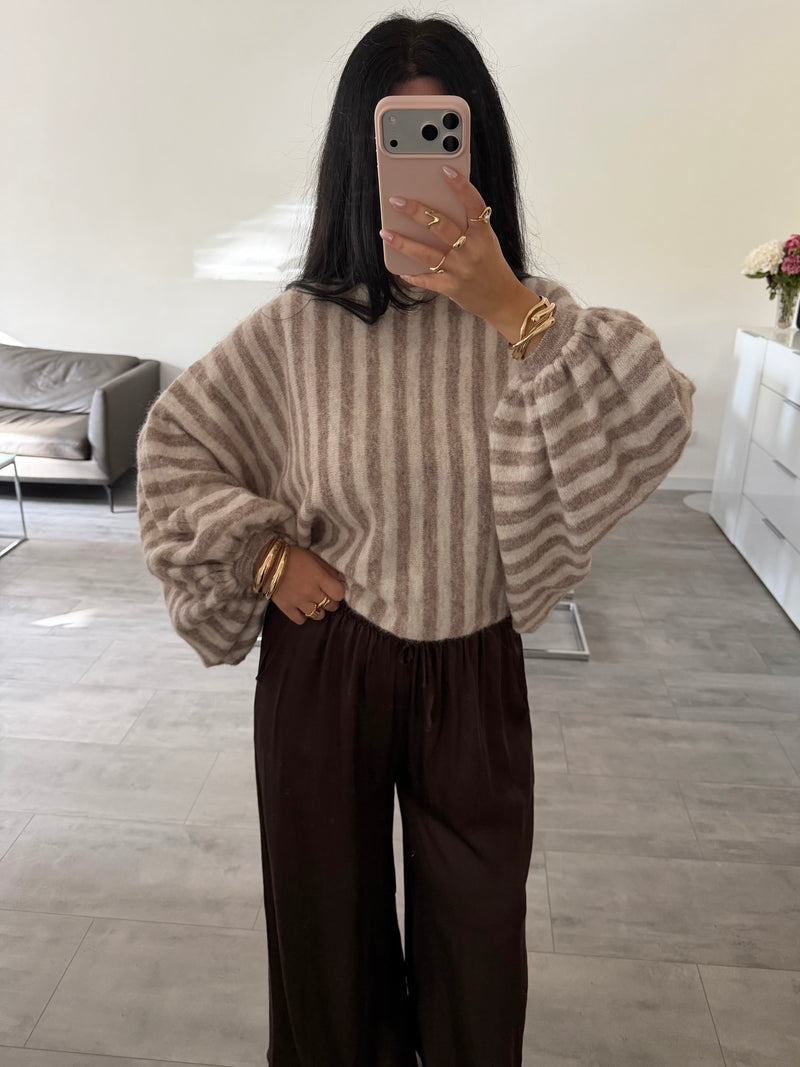 OVERSIZE PULLOVER TIANA MIT BALLONÄRMELN GESTREIFT
