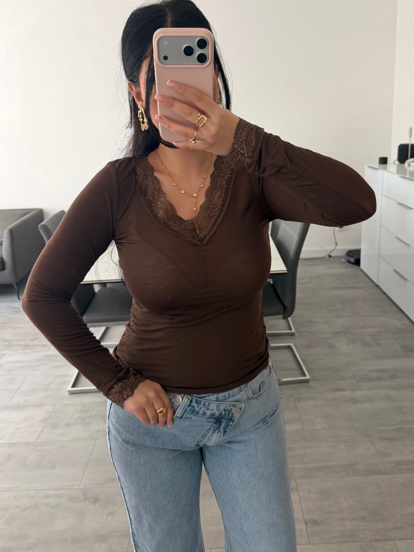 VISKOSE-KASCHMIR OBERTEIL MIT SPITZE – Miss Nova Damenmode