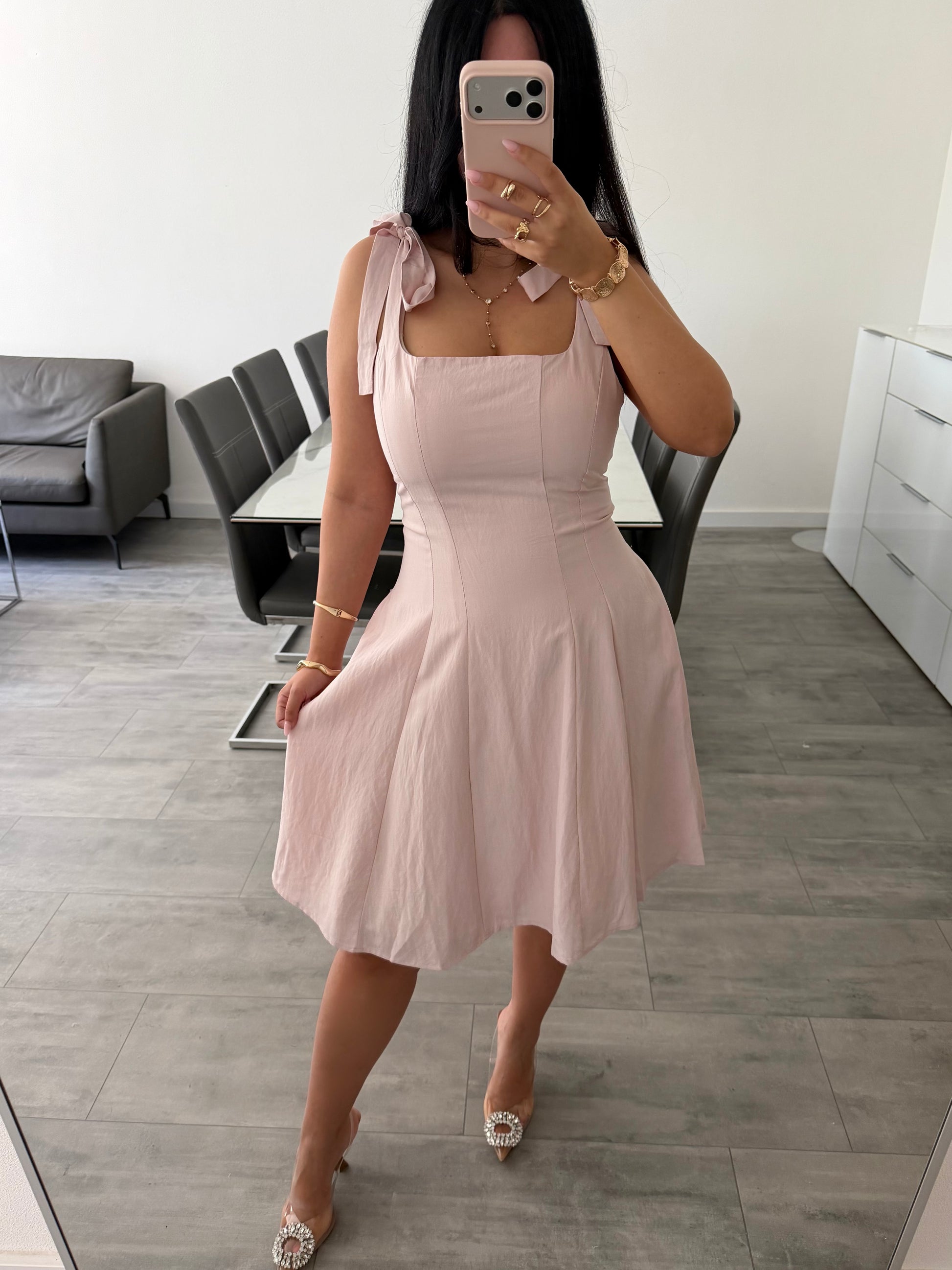 KLEID MIT SCHLEIFEN LYRA – Damenkleid bei Missnova