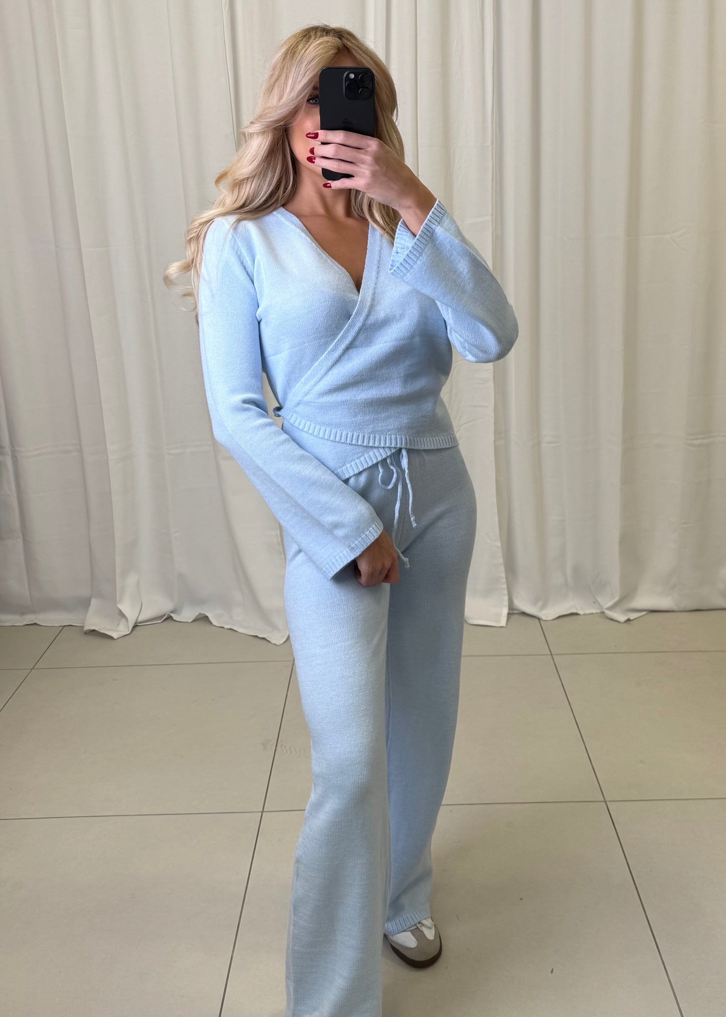 SOFT KNIT SET LUNA BABYBLUE – Miss Nova Damenmode