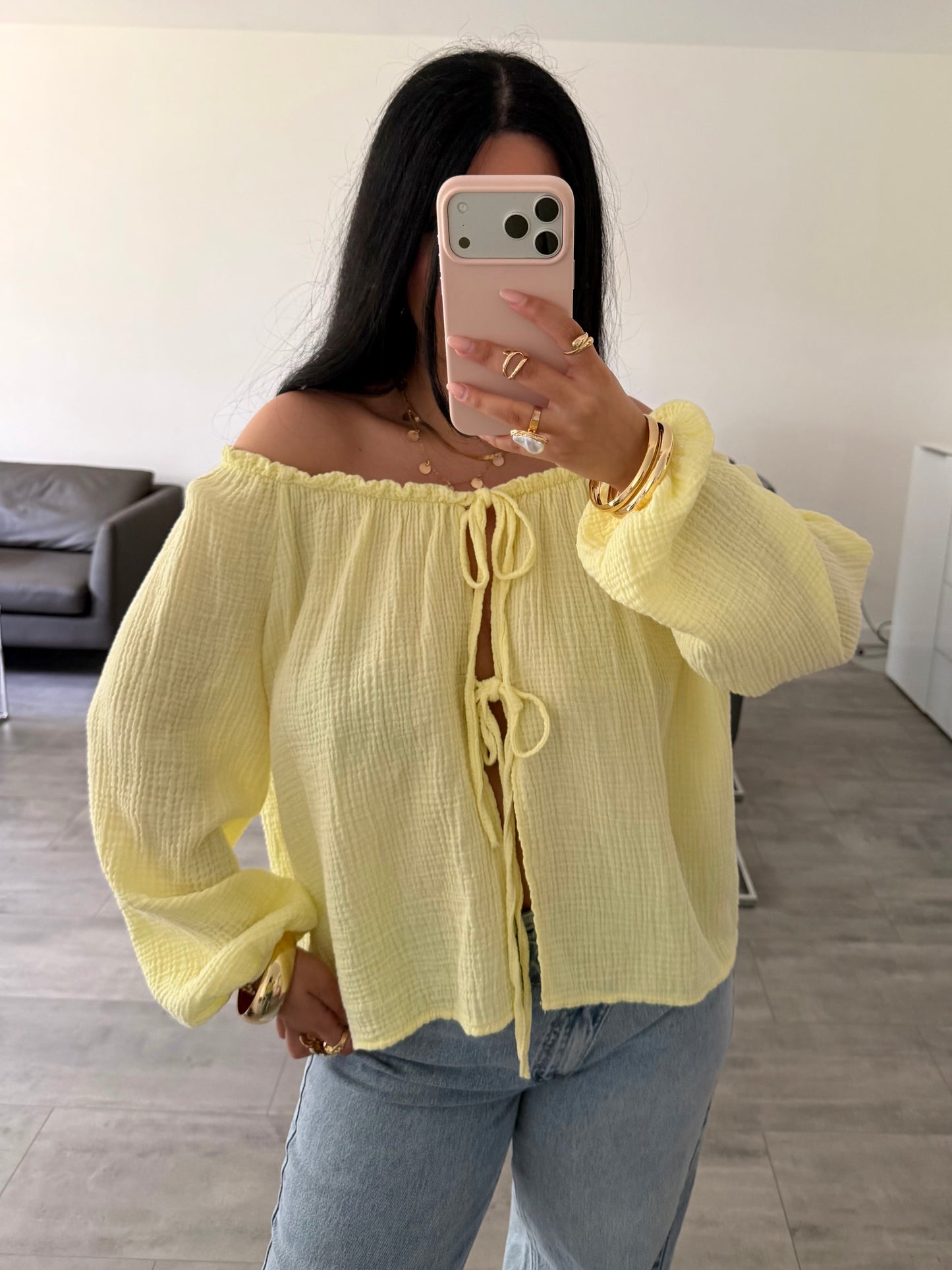SCHULTERFREIE MUSSELIN BLUSE RENA MIT SCHLEIFEN