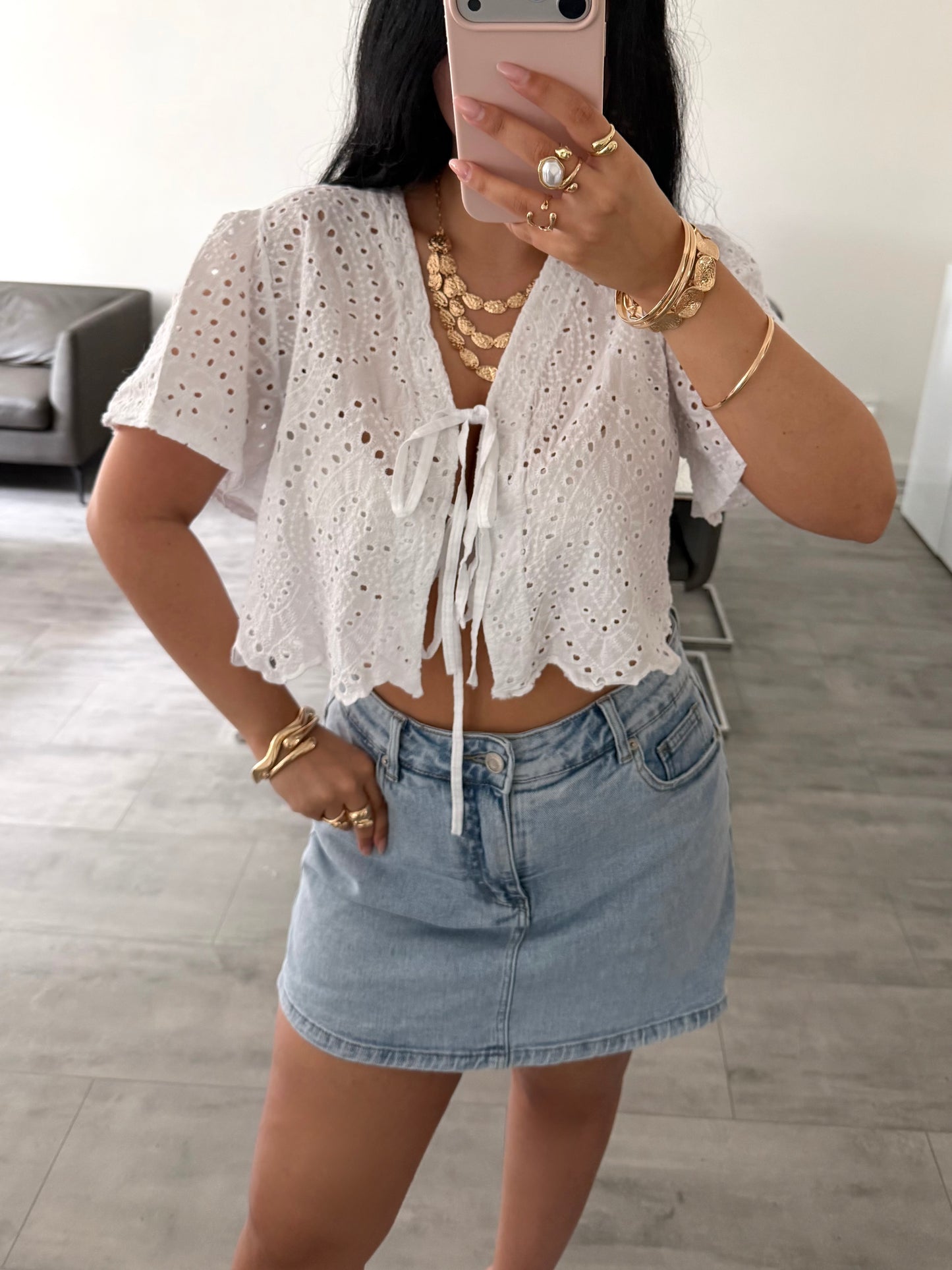 BAUMWOLLBLUSE MIT LOCHSTICKEREI ALESSIA
