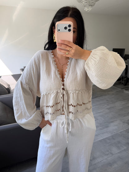 MUSSELIN BLUSE MIT SPITZE MALIA – Musselin Mode Miss Nova