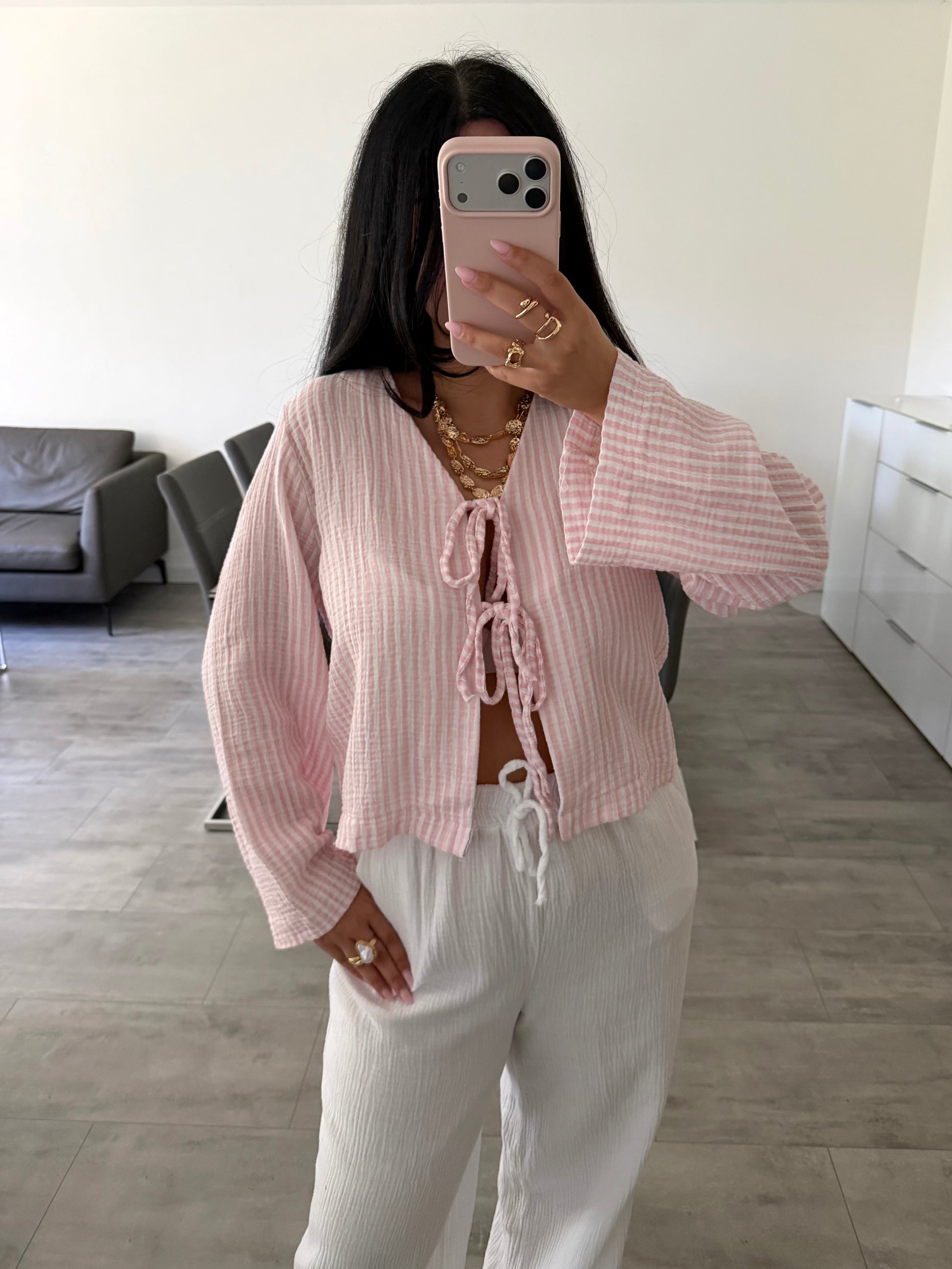 MUSSELIN BLUSE GESTREIFT MIT SCHLEIFEN FELINA – Musselin Bluse bei Missnova