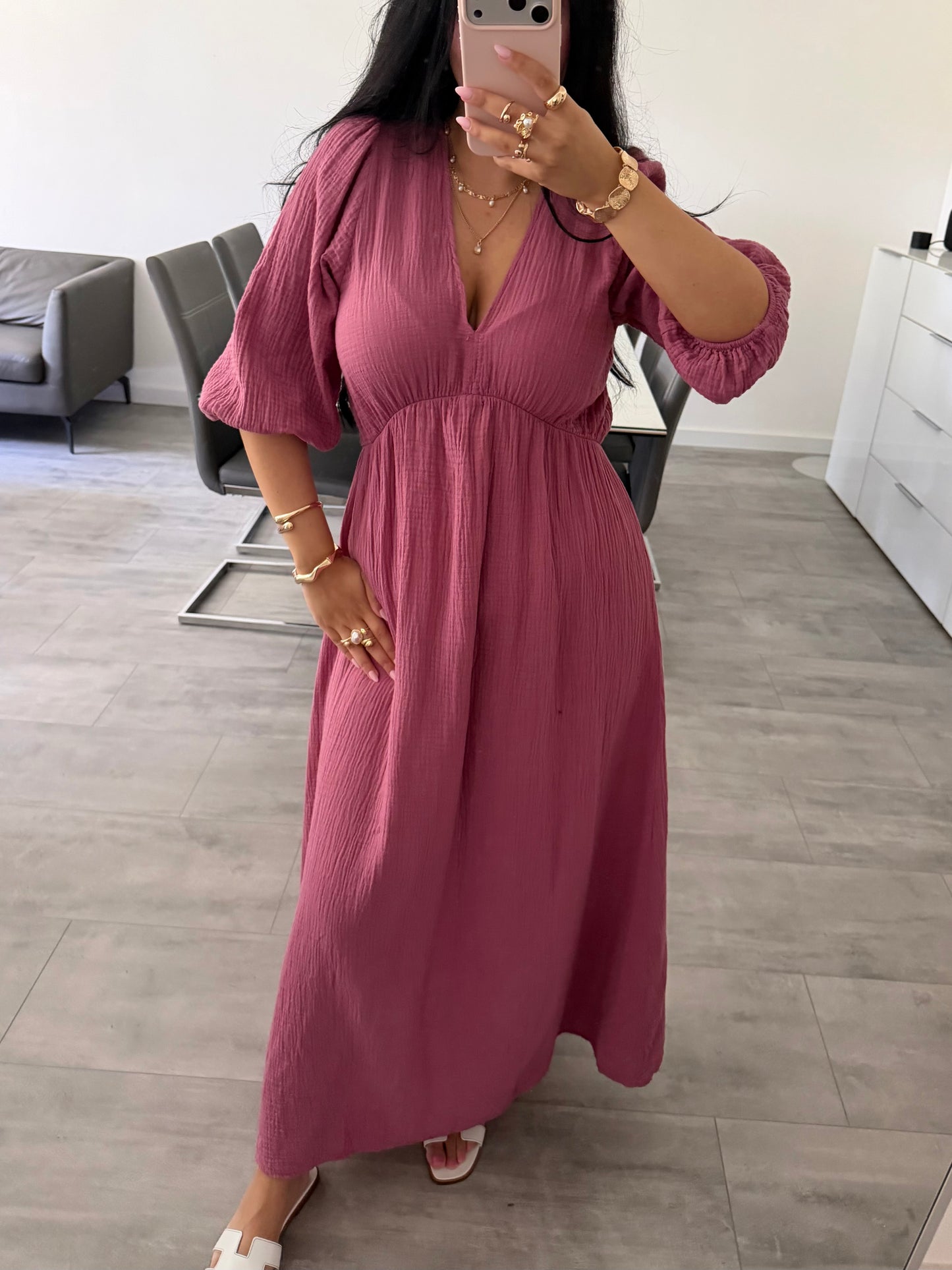 MUSSELIN MAXIKLEID MIT V-AUSSCHNITT ZARIA