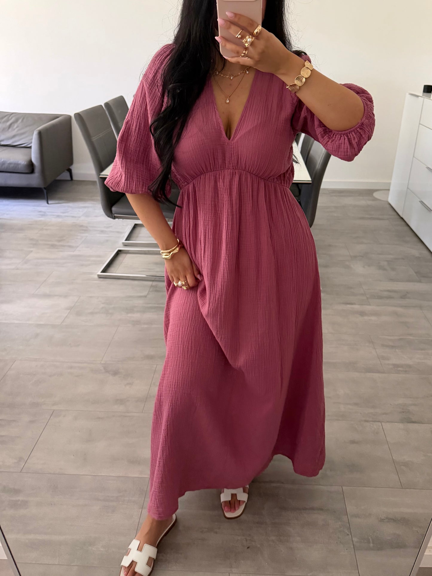 MUSSELIN MAXIKLEID MIT V-AUSSCHNITT ZARIA