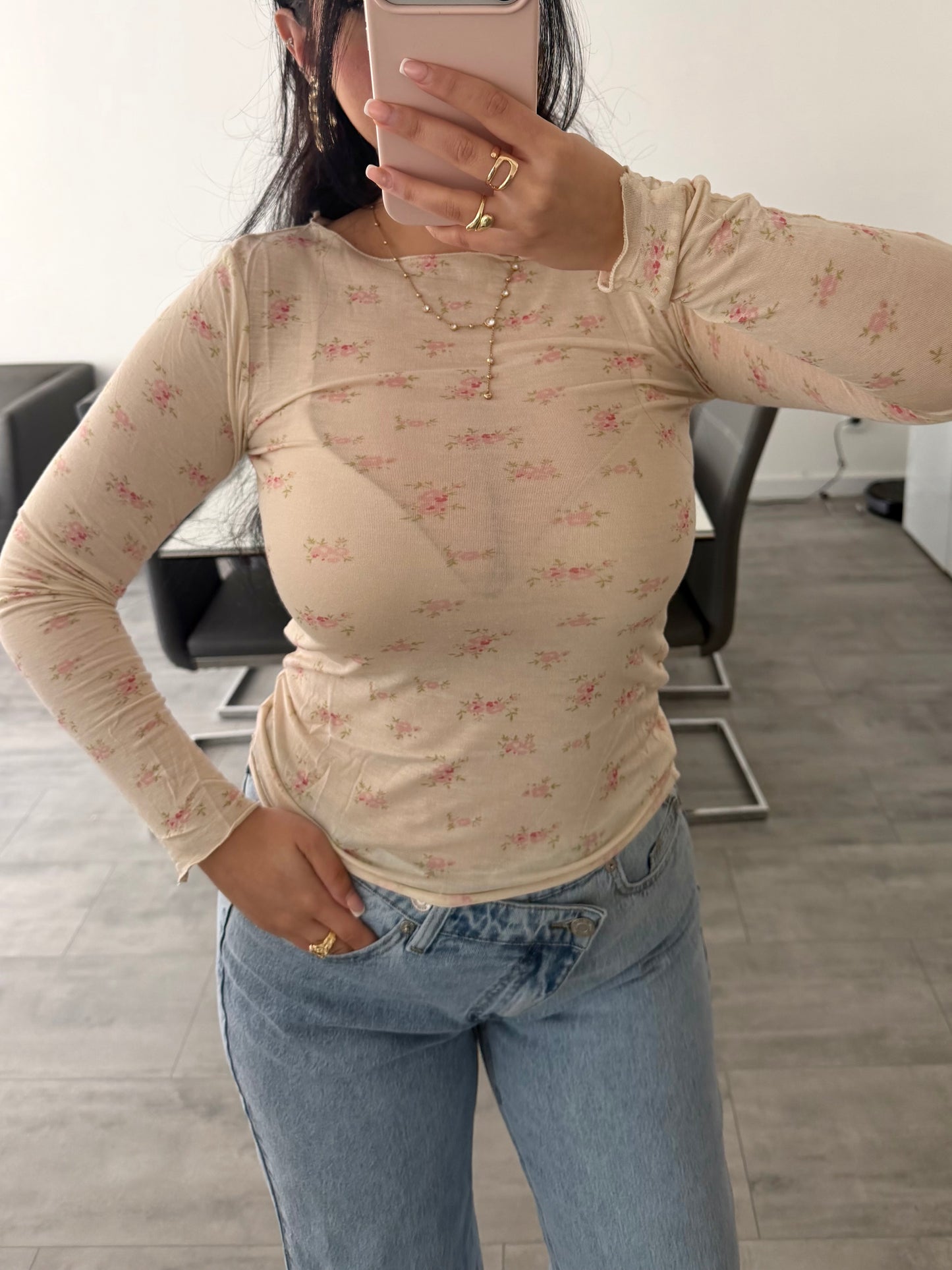 VISKOSE-KASCHMIR OBERTEIL MIT BLUMENMUSTER CREME – Damenmode bei Miss Nova