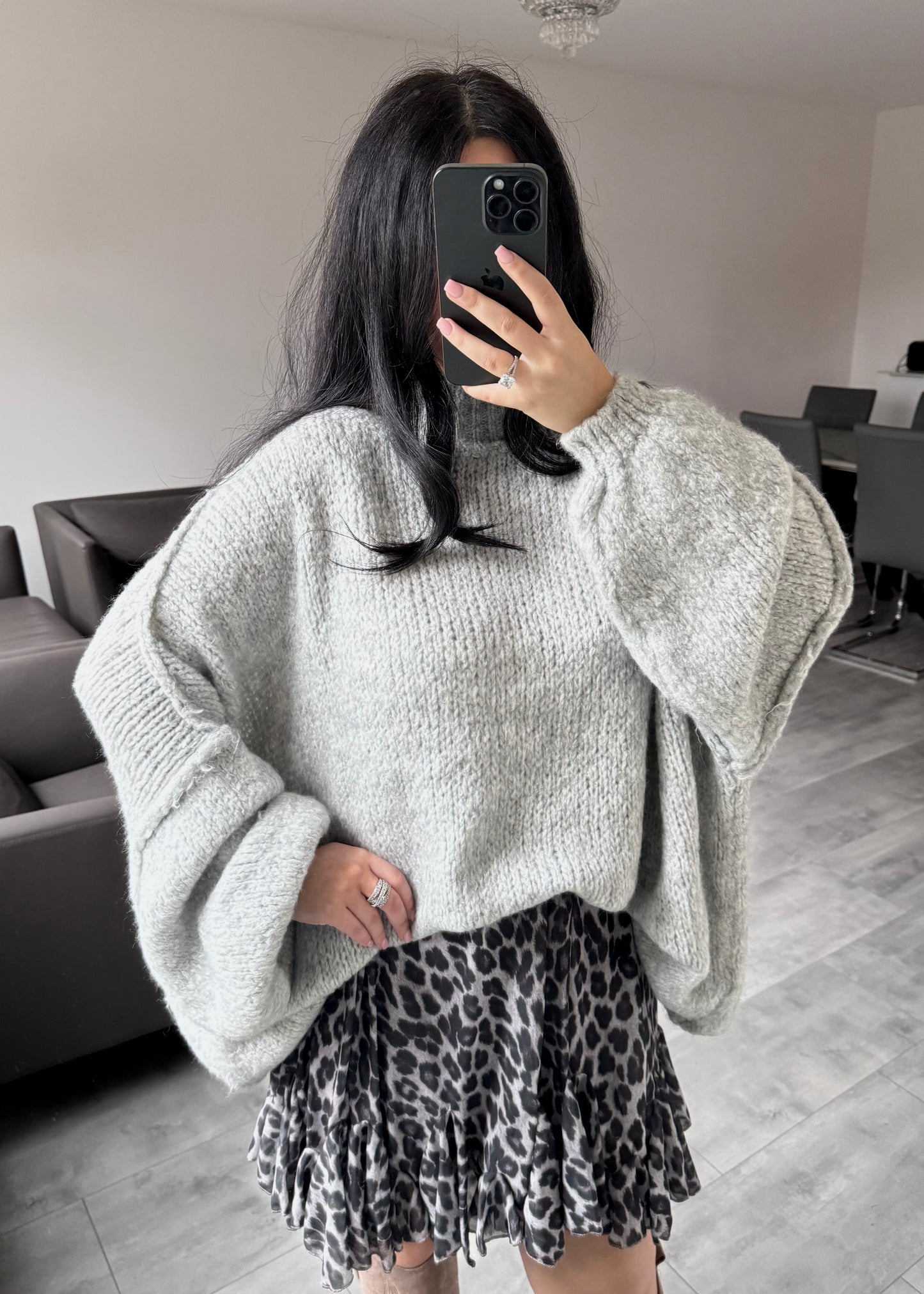 OVERSIZE PULLOVER FIONA GRAU