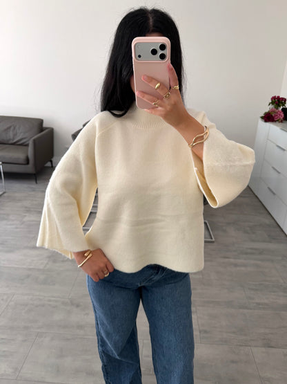 PULLOVER MIT SCHLEIFE AM RÜCKEN