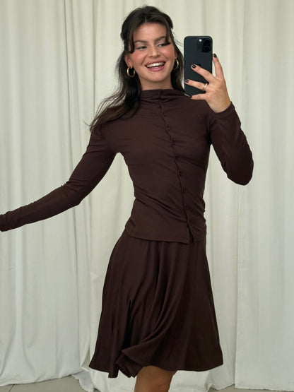 LONGSLEEVE BUTTON-UP CHOCOLATE