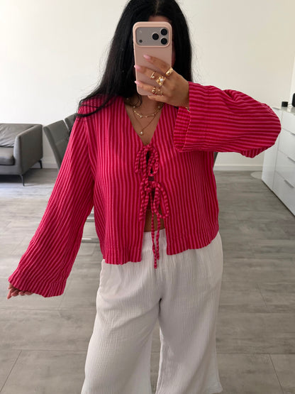 MUSSELIN BLUSE GESTREIFT MIT SCHLEIFEN FELINA – Musselin Bluse bei Missnova