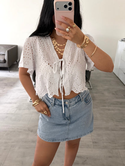 BAUMWOLLBLUSE MIT LOCHSTICKEREI ALESSIA