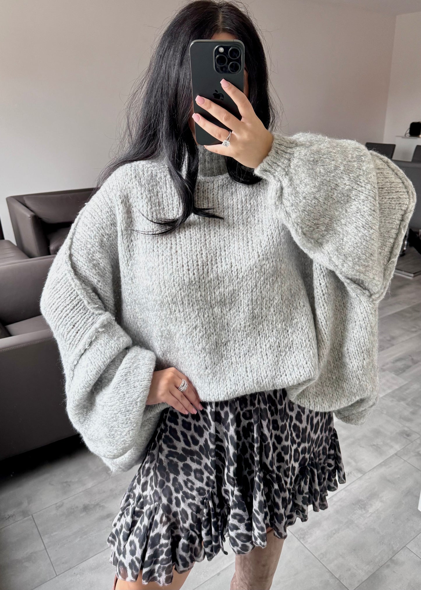 OVERSIZE PULLOVER FIONA GRAU