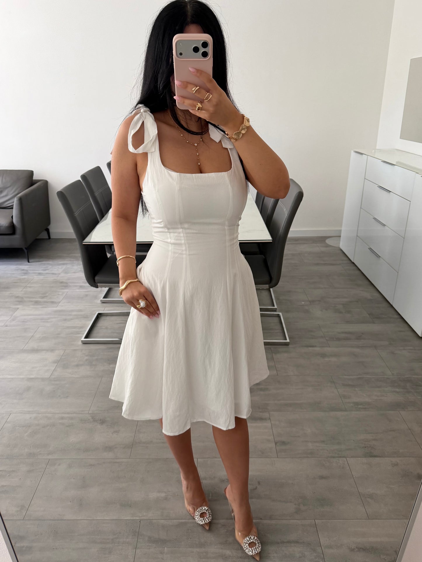 KLEID MIT SCHLEIFEN LYRA – Damenkleid bei Missnova