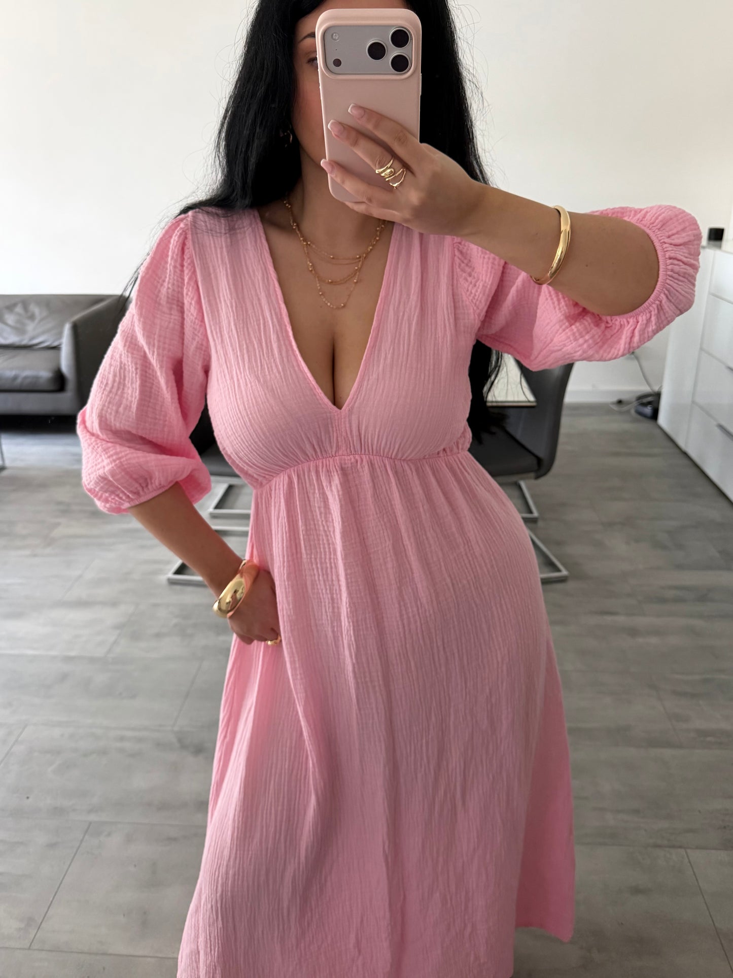 MUSSELIN MAXIKLEID MIT V-AUSSCHNITT ZARIA