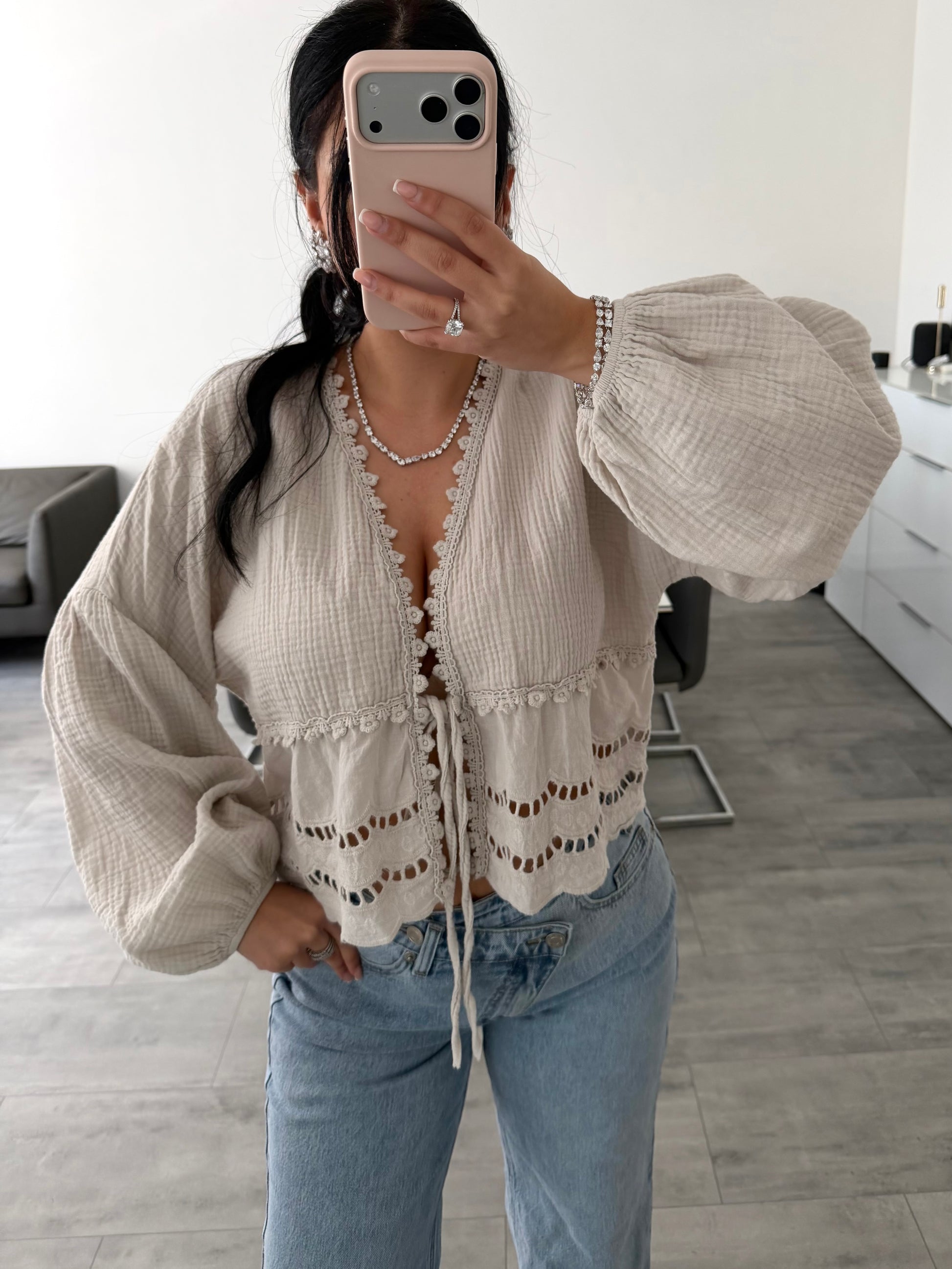 MUSSELIN BLUSE MIT SPITZE MALIA – Musselin Mode Miss Nova