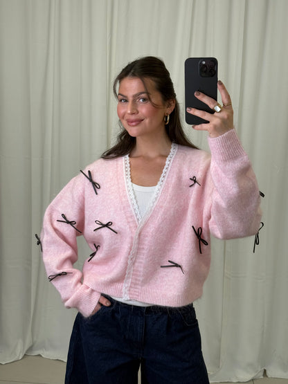 CARDIGAN LEDERSCHLEIFEN CELINE – Damenmode bei Miss Nova kaufen