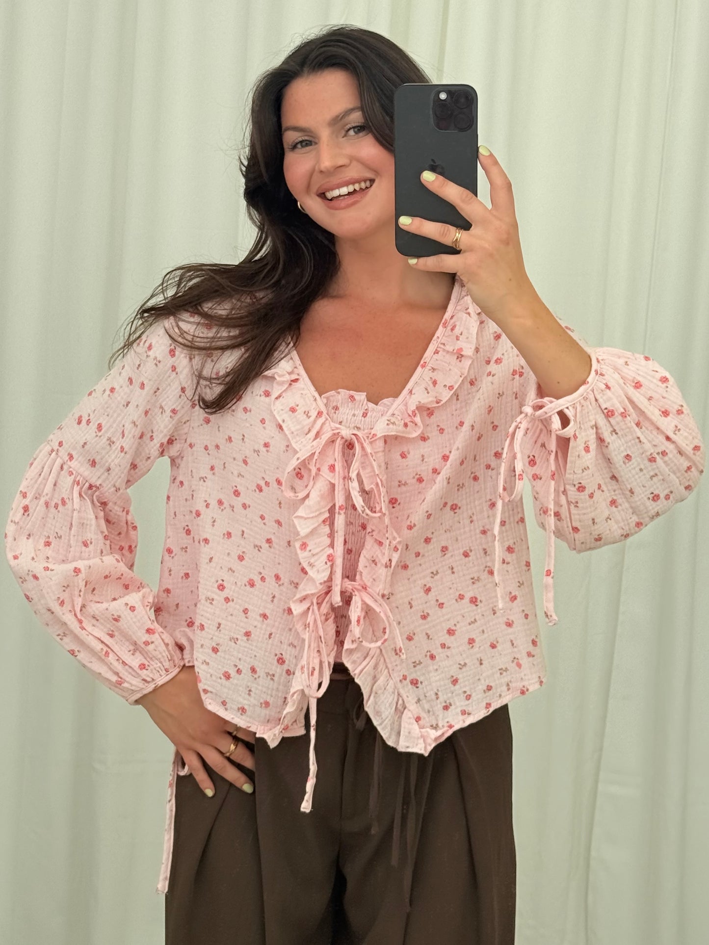MUSSELIN RÜSCHEN BLUSE BLÜMCHENLIEBE – Musselin Mode Miss Nova