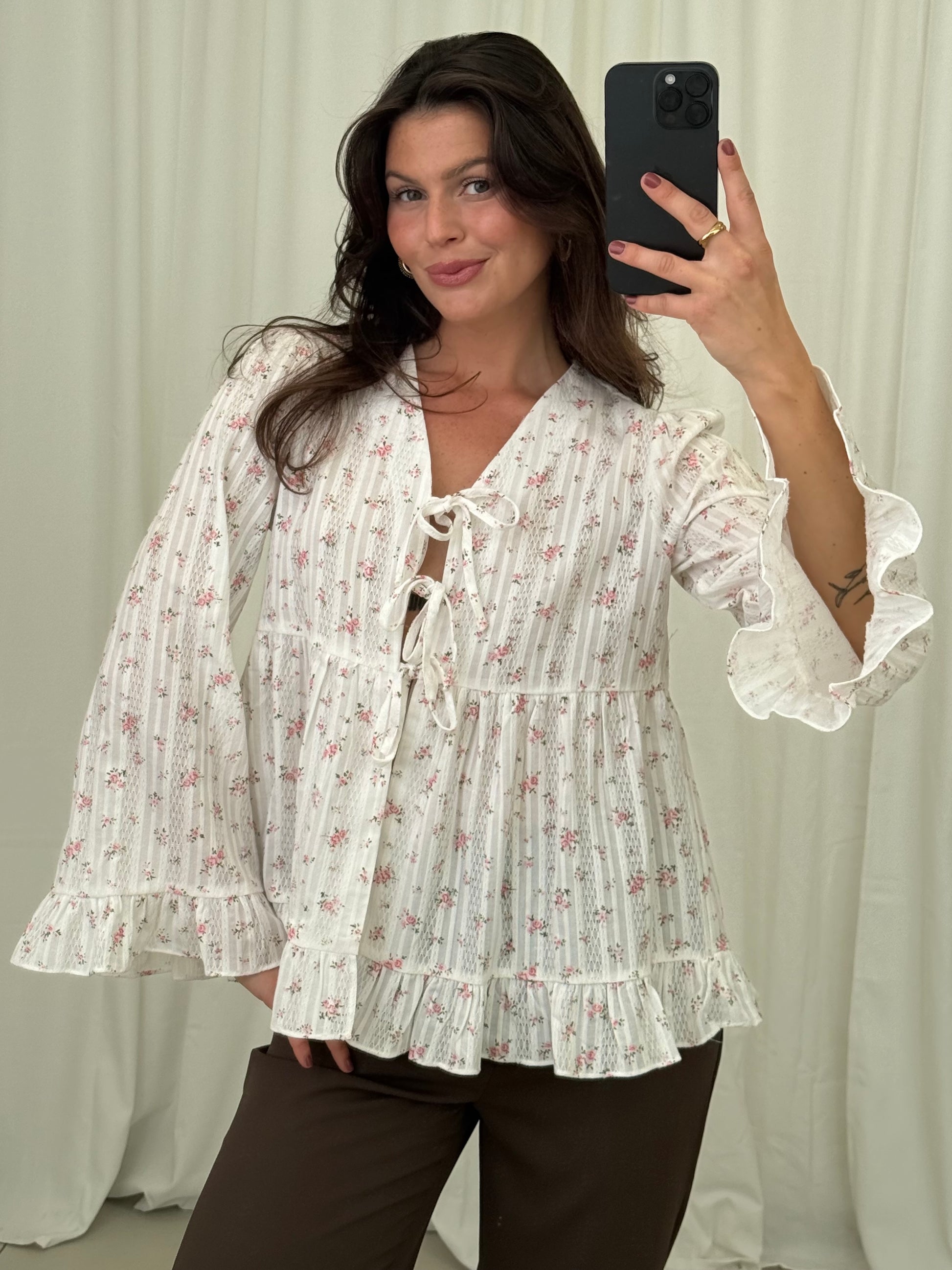 FLORALE BAUMWOLLBLUSE FAIRY MIT SCHLEIFEN – Musselin Mode Miss Nova