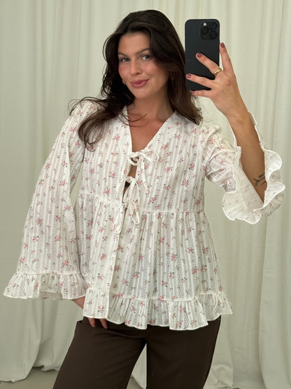 FLORALE BAUMWOLLBLUSE FAIRY MIT SCHLEIFEN – Musselin Mode Miss Nova