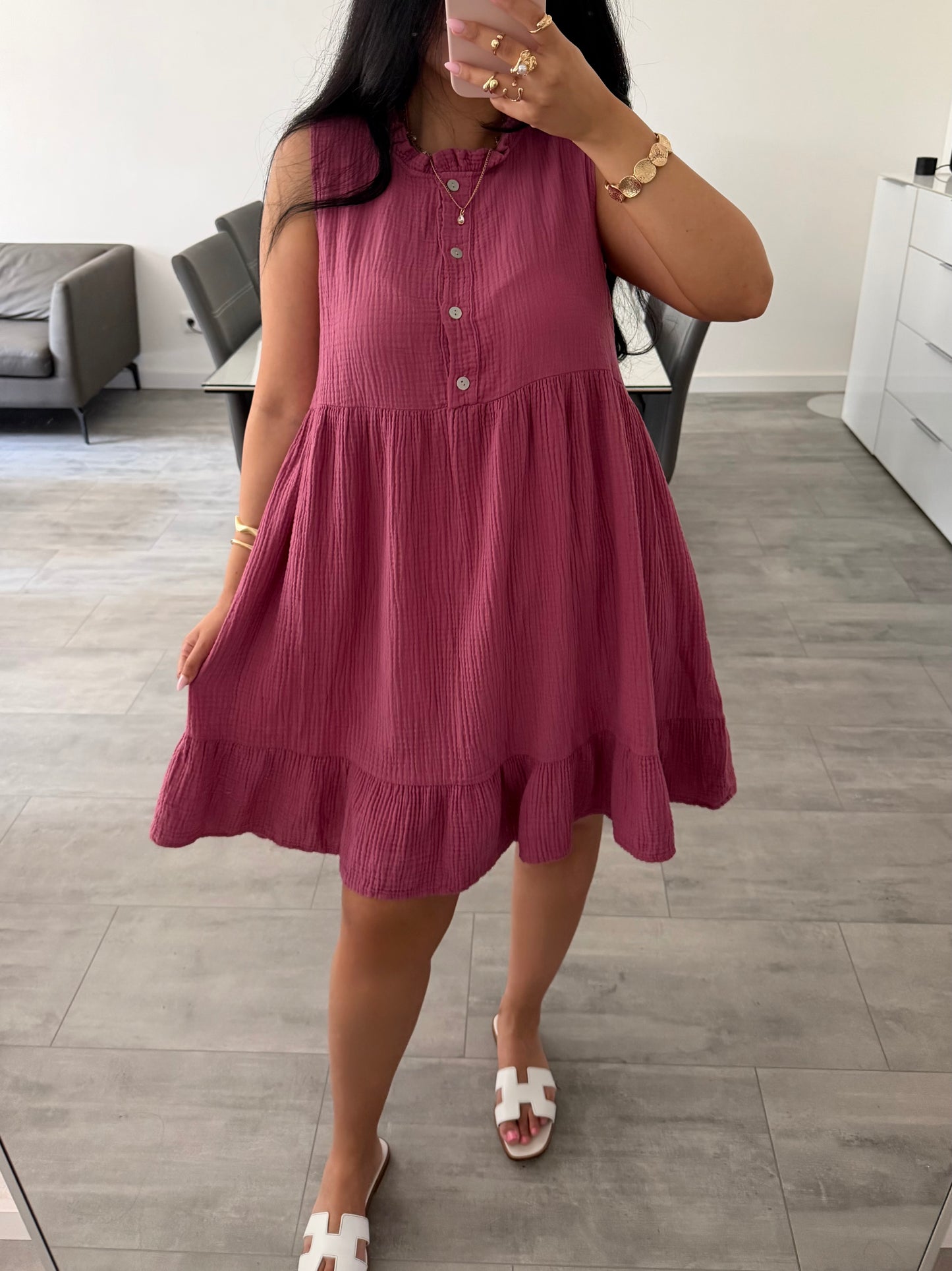 MUSSELIN KLEID MIT KNOPFLEISTE ERNA