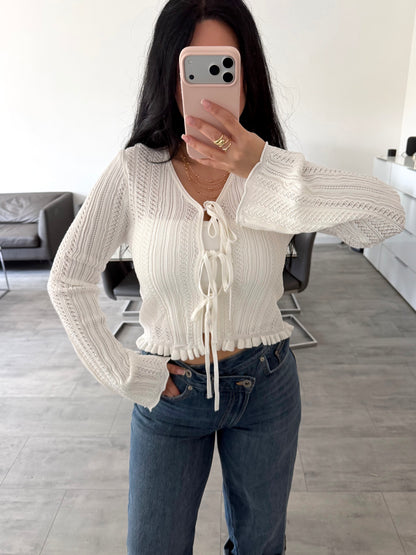 STRICKJÄCKCHEN ELMA MIT SCHLEIFEN – Miss Nova Damenmode