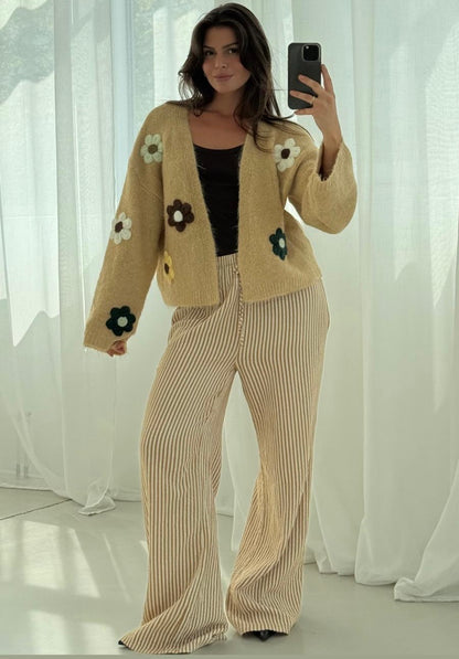 CARDIGAN BLOSSOM CAMEL Ansicht 6 – Miss Nova Damenmode