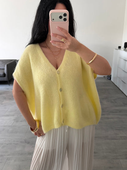 KURZARM STRICKJACKE LENI