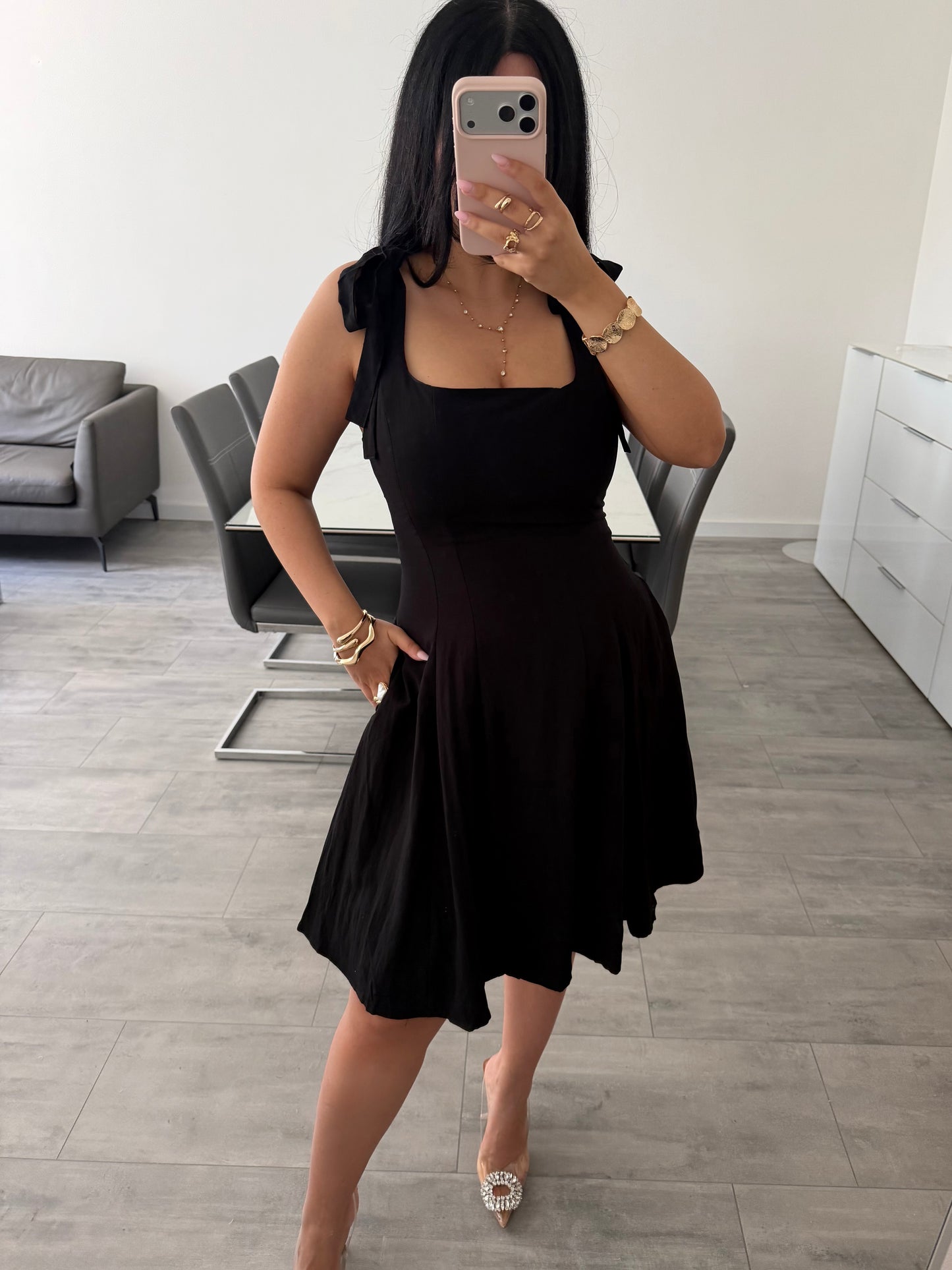 KLEID MIT SCHLEIFEN LYRA – Damenkleid bei Missnova