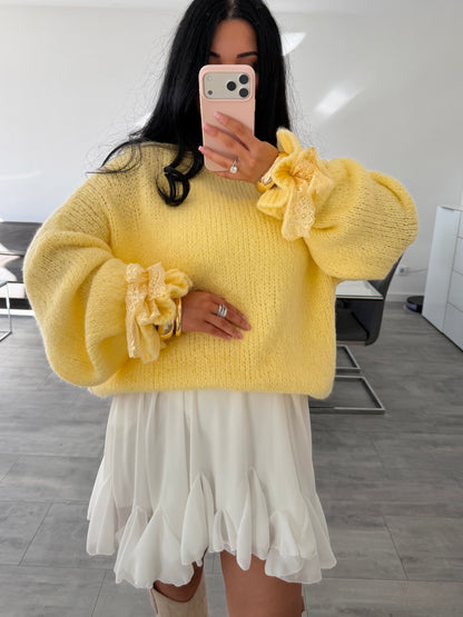 SOFT PULLOVER MIT SPITZENÄRMEL MARA – Miss Nova Damenmode