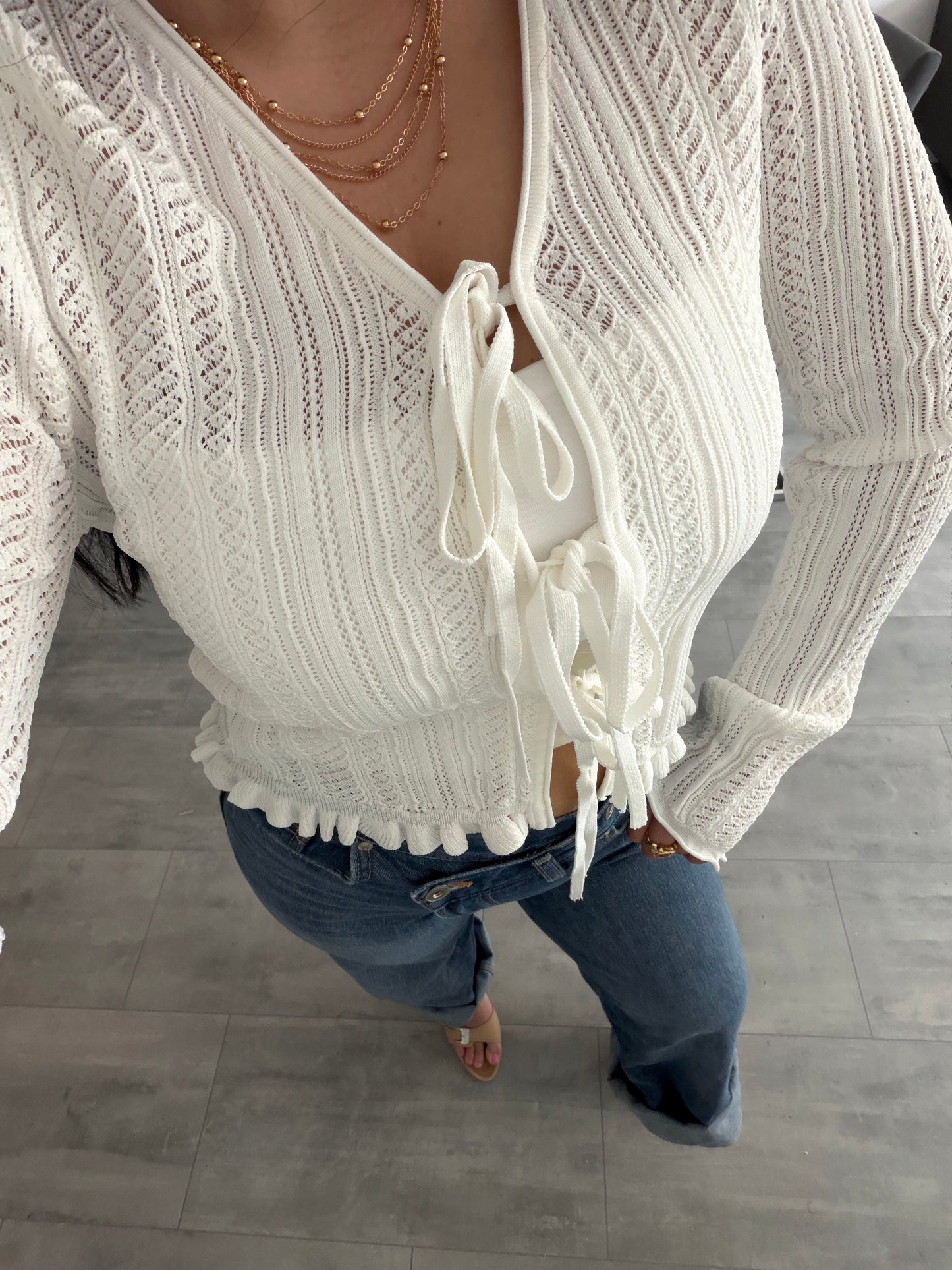 STRICKJÄCKCHEN ELMA MIT SCHLEIFEN – Miss Nova Damenmode