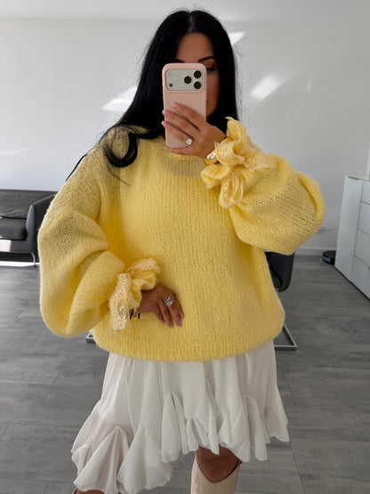 SOFT PULLOVER MIT SPITZENÄRMEL MARA – Miss Nova Damenmode