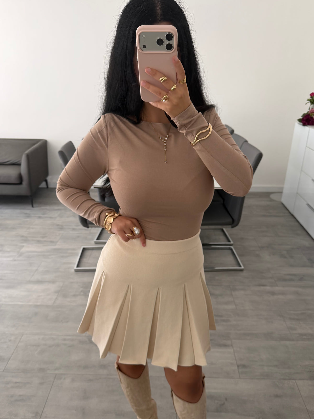 SOFT TOUCH LONGSLEEVE MIT U-BOOT-AUSSCHNITT