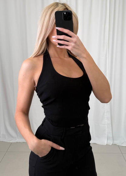 NECKHOLDER TOP SCHWARZ – Damenmode bei Miss Nova