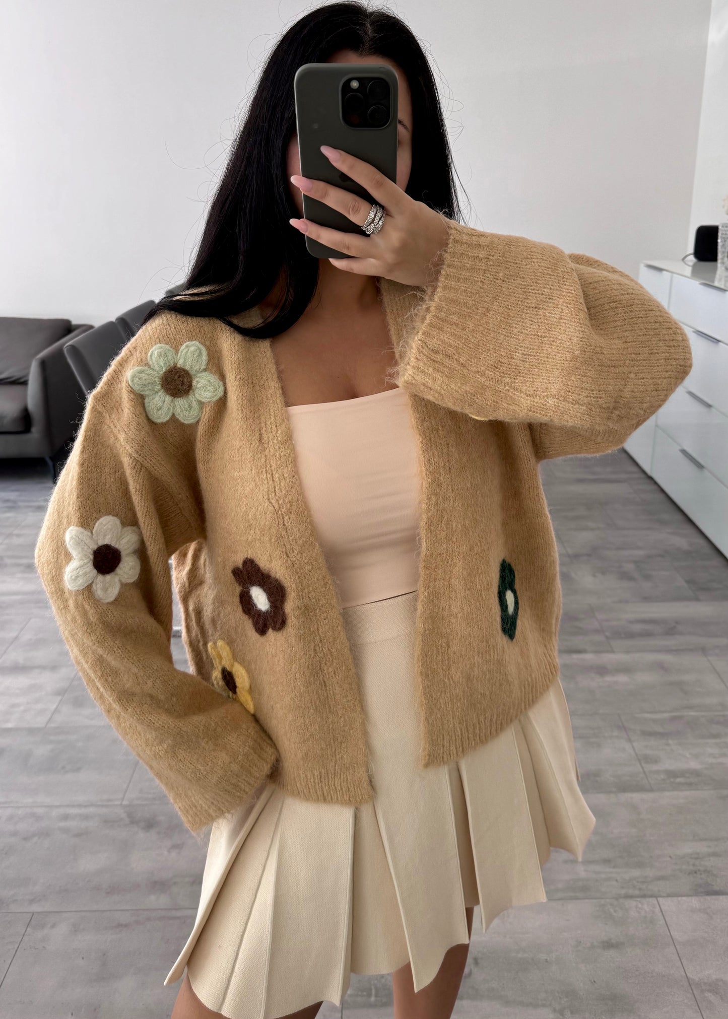CARDIGAN BLOSSOM CAMEL Ansicht 4 – Miss Nova Damenmode
