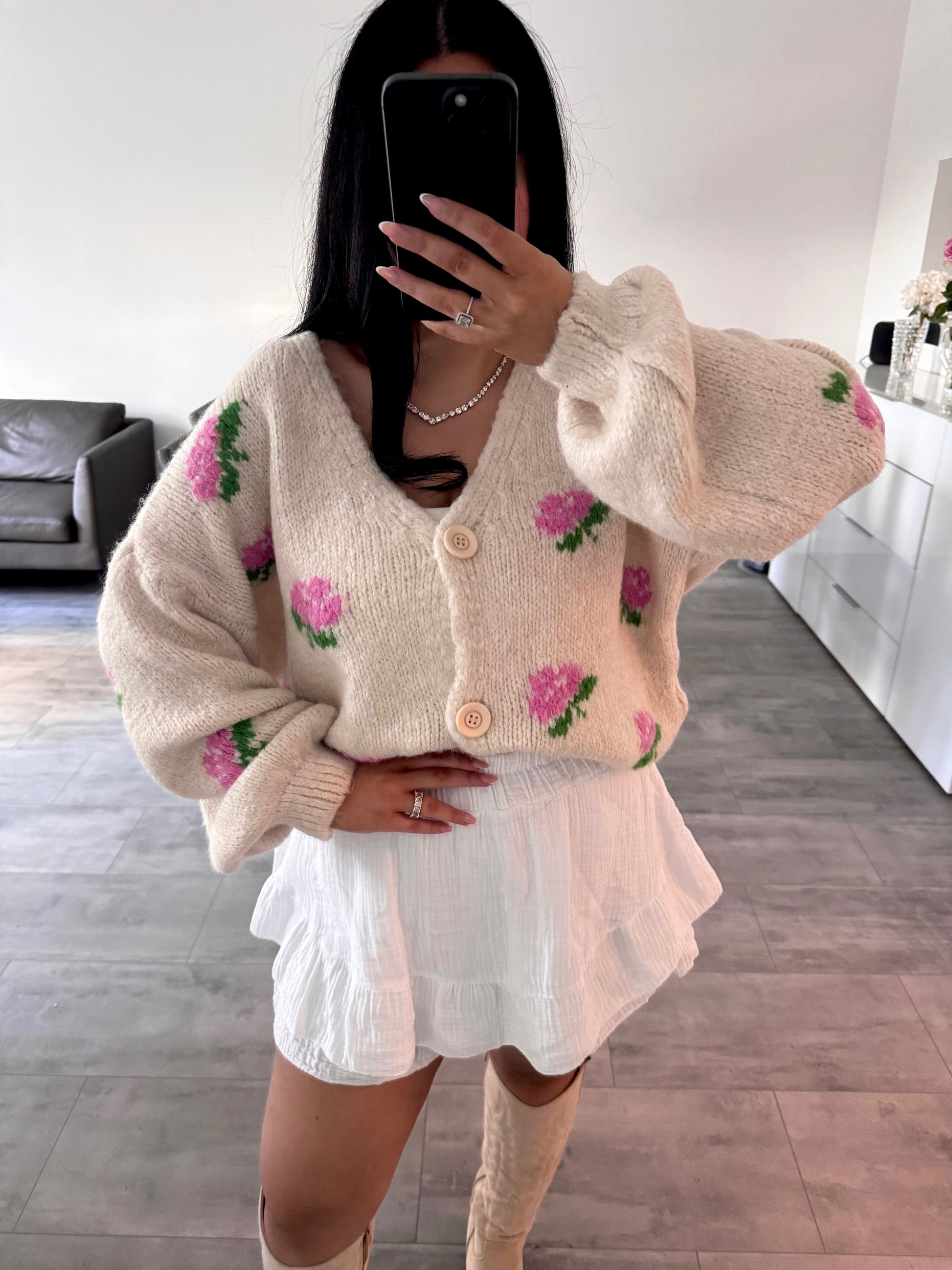 CARDIGAN ROSE BEIGE – Miss Nova Damenmode