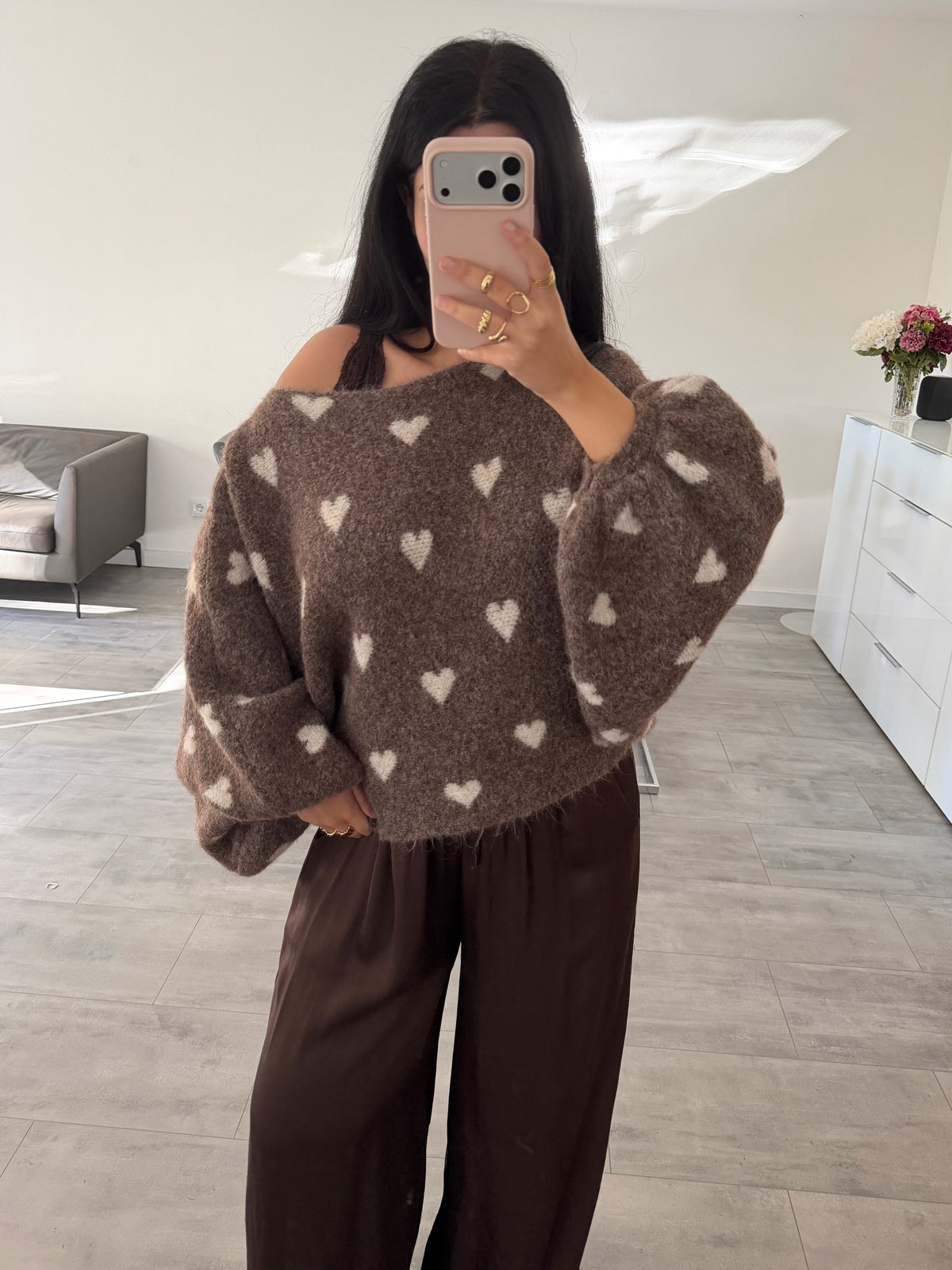 OVERSIZE PULLOVER RIANA MIT BALLONÄRMELN UND HERZEN