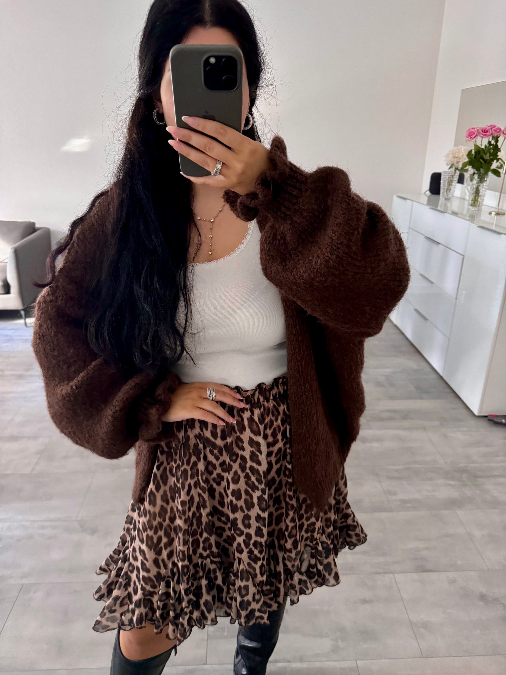 CARDIGAN LIV CHOCOLATE – Miss Nova Damenmode